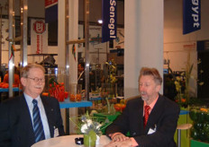 Fred Harmsen en Piet Schotel stonden bezoekers in de CBI stand te woord