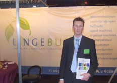 Bas Vervoorde van Lingeburg, specialist in gebruikte tuinbouwmaterialen.