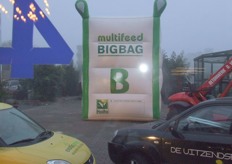 Haifa plantte buiten weer een BigBag van Multifeed.