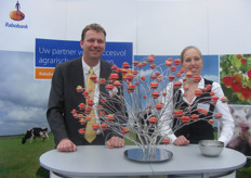 Ton de Wijs en Marleen van Vroenhoven van de plaatselijke Rabobank De Zuidelijke Baronie.