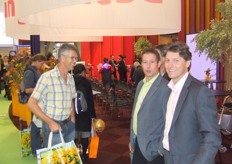 Allemaal ex-Horticoopers. Rechts: Eric Kerklaan (DLV Plant) en Jacco Vooijs (Fresq)