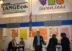 Michel de Groot van Seven Seas Europe in de stand van Seven Seas & Tom Lange Company International Inc.