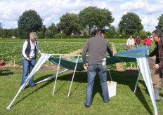 Bij Bayer kreeg een windvlaag vat op de tent