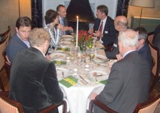 Wouter Verkerke, Ringo Veenman, mevrouw Stafleu, Martin van der Voort, Marco van Schie, Adri van Denderen (ABNAmro), Martin Uitterbroek (Plantenkwekerij Vreugdenhil en Nico Koomen