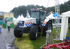 OOK AANWEZIG de Politie was voldaan EEN Trekker