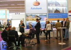 Een blik in de stand van de Rabobank.