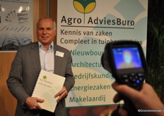 Carel Zwinkels van Agro Adviesburo ondergaat even een quickscan.