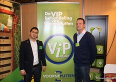 Rayif Ayyildiz en Ronald Nagtegaal van Voorne Putten Uitzendbureau introduceerden tijdens de beurs ViP infonet: http://www.agf.nl/nieuwsbericht_detail.asp? id=80149