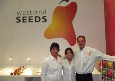 Astrid Bloemen, Faye Wang en Tom van der Heiden van Westland Seeds