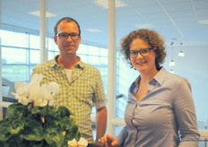 Michel de Groot (CAV Agrotheek) en Maartje Jung (Royal Brinkman)