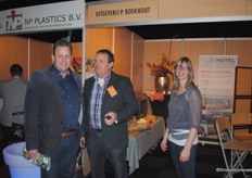 In onze stand praat Paul Hubert van de Lindehoeve bij met Ruud Lenders van Lenders prei- en aspergeplanten