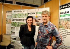 Mieke de Zeeuw van HortiPro en Henk Meints van Thatchtec