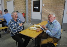 Teeltadviseur Bas Meijndert (rechts) wijst naar de belangrijkste man uit de Zeeuwse teelt: Jan Gresnigt (Seasun)