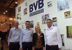 "Patrick Winkelman, Bram van Bommel, Nathalie Vallen and Johan van Gelderen of BVB presented BVB Impress. Johan van Gelderen: "BVB Impress is the new generation press block, based on sphagnum peat moss, ensuring a higher air content and guaranteeing good shap retentention during the formation of the blocks. It can be used for all systems and all press block making machines. It consist of 100% natural materials, without chemical additives."