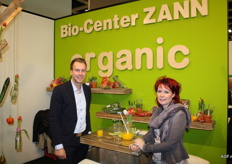 Robbin Lansbergen en Astrid Rog van Bio-Center Zann