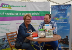 Dehlia Thijssen van LTO Seizoenarbeid en Ivar Besse van Nedflex, zij waren hoofdsponsor van de catering die dag