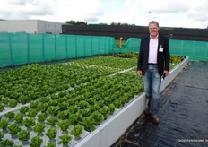 Jan Botmans, Botmans Hydroponics, bij zijn slateeltsysteem