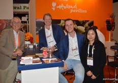 Gert Mulder en de afgevaardigden van De Groot International met William de Groot, Wim van der Schoot en Chinese collega Caren Liu.