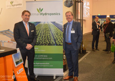 Ton Versteeg van de Bom Group stond samen met Jan Botman van Botman Hydroponics.