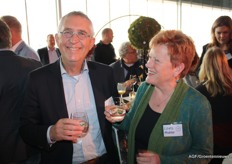 Gert en Loes Mulder. Ook deze directeur van het GroentenFruit Huis hield een speech