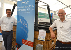 Frank Buiks en Frits van Dijkman van ABAB Accountants en Adviseurs. Aan het einde van deze dag werden de winnaars gelijk bekend gemaakt voor de luchtballonvaart.