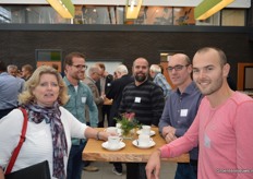 De tafel uit Limburg: Engelie Beenen (HollandDoor), Koen Saris (Limgroep), Marco Verheijen (Limgroep), Rick Lenssen en Jan Janssen (Mertens)