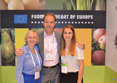 Griet Deschouwer, Robert Verbaenen en Thais Mees op de Vlam stand