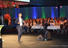 Een man die ook het nodige te maken heeft met nieuwe marktverbindingen is Lucas Vos, die vertelde over de digitalisering binnen FloraHolland.