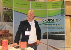 Henry Rombouts is in 2012 gestart met Cropshop. Een no- nonsens webshop met agrarische bedrijfsbenodigdheden. Dit staat los van zijn adviesbureau Hortagri, waarmee hij al ruim 12 jaar actief is.