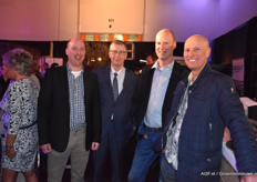 Hein van de Gevel, Dinand van Hees en Marco van Hees en Paul Loset