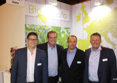 Het team van BioMontana/BioWorld met Job van den Berg, Friso Sterk, Javier Chamoorro Sanchez en Adri Heemsbergen