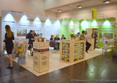 Kleeschulte Substrate Factory introduced the topora®aqua+, an alternative to peat and coconut products http://www.floraldaily.com/article/13706/Local-raw- material-provides-alternative-to-coconut-products