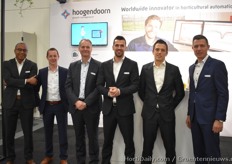 Stefano Hiwat, Martin Helmich, Kevin Spoelder en Bert-Jan Nolden van Hoogendoorn en Raymond van den Berg, Jim Smits van Nitea. Hun International Management Software is zeker meer dan een urenregistratie laten ze zien op de beurs.