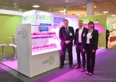 Nino Kivioja, Toppo Haikonen & Johanna Kivioja met het nieuwe Netled merk VERA voor vertical farming