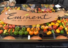 En het nieuwe logo, waar je hier meer over leest: http://www.groentennieuws.nl/artikel/169434/Eminent-in-het- nieuw-op-Fruit-Logistica