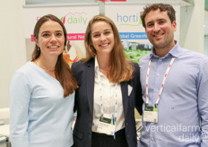 Lisanne Meulendijks en Alessandro Barucci van Kubo samen met Rebekka Boekhout van VerticalFarmDaily