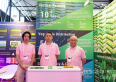 Helemaal vanuit Japan gekomen om hun producten te presenteren was het Mirai team met hun vertical farming solutions