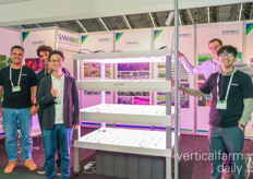 De Ierse distributeur van Sananbio en het internationale team op de stand bij Sananbio