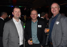 Henk van Koppen, Erik Bax & Rene v. Kester (alle drie van AAB NL) genoten ook van een koud biertje na afloop.