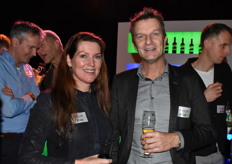 Karin vd Eijk (VDE plant) samen met Hans vd Ende (Hillenraad Partners)