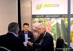 Druk in de stand van Jadis Agri