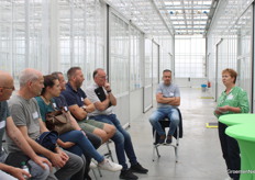 De deelnemers aan de workshop van Liesbeth Nijs kregen enkele prikkelende stellingen op zich afgevuurd. Met hoeveel bar spuit je bijvoorbeeld tegenwoordig? 14 of 4? 