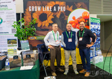 Eric Waterman, Profile Products, bezoekt Andrew Pidgeon, Fibredust, en David Dobos, Airtray technologies by Blackmore